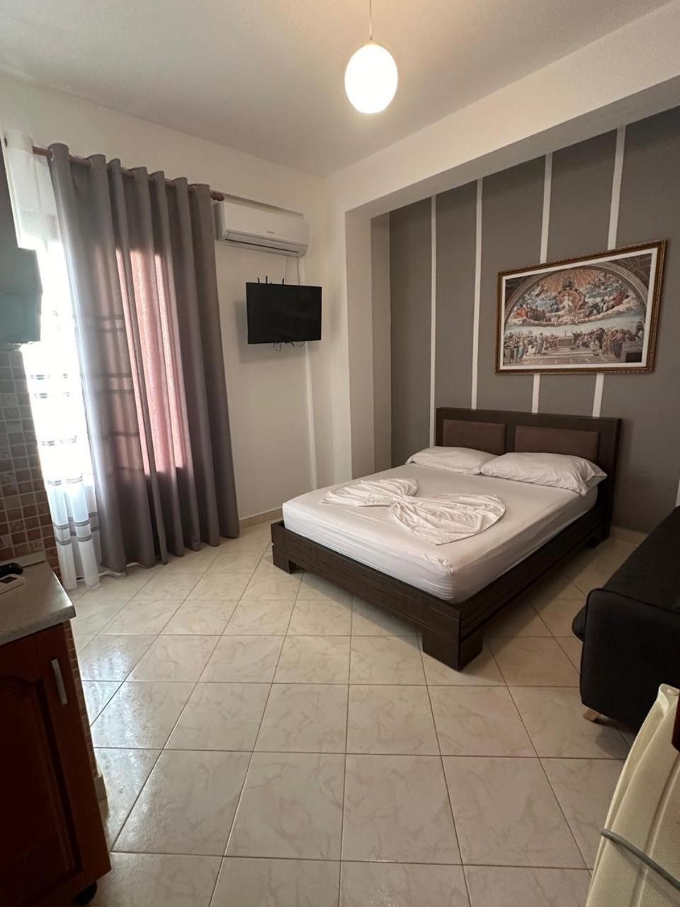 Hostel Eid Mar Vlorë Exteriér fotografie