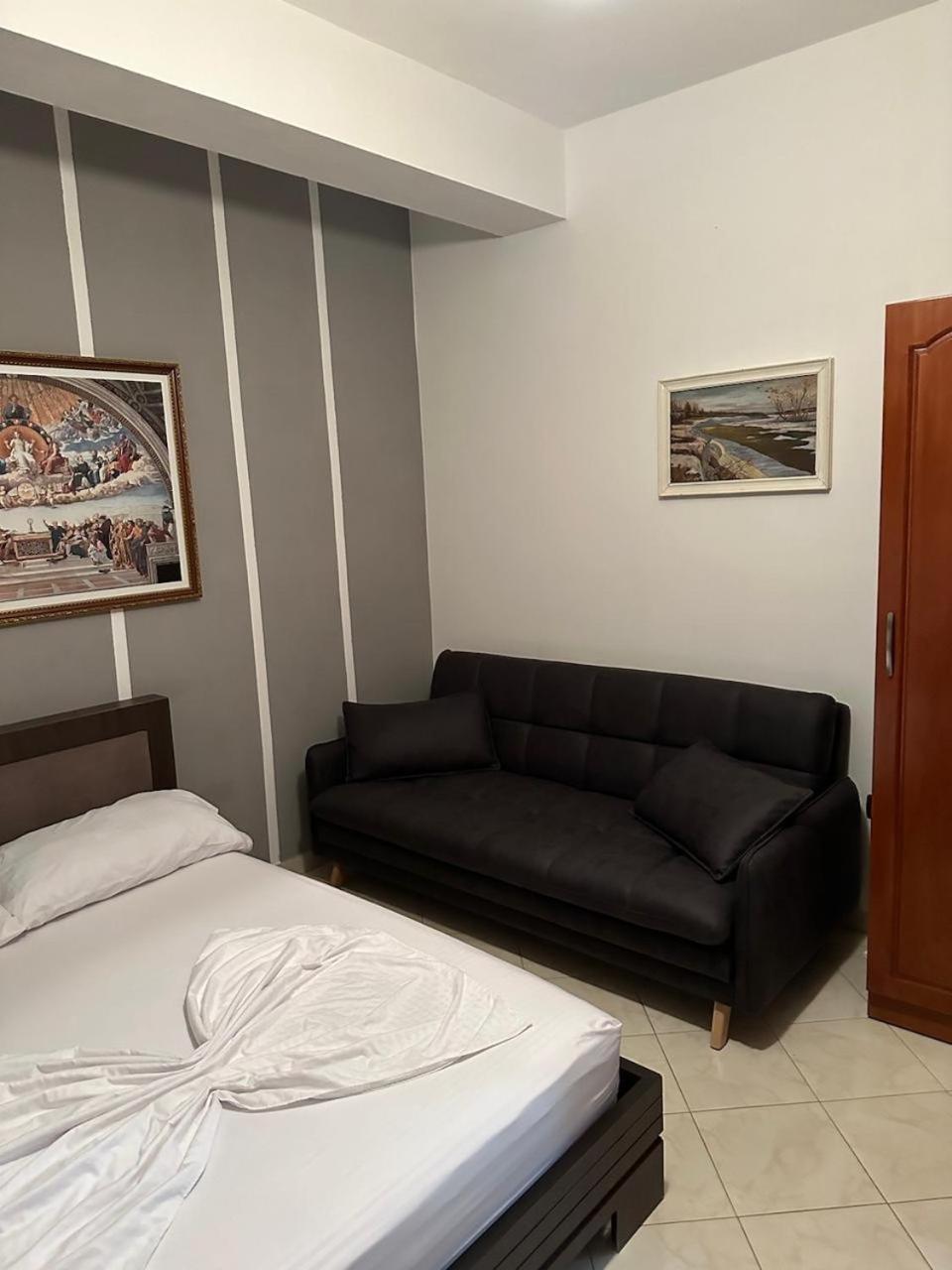 Hostel Eid Mar Vlorë Exteriér fotografie