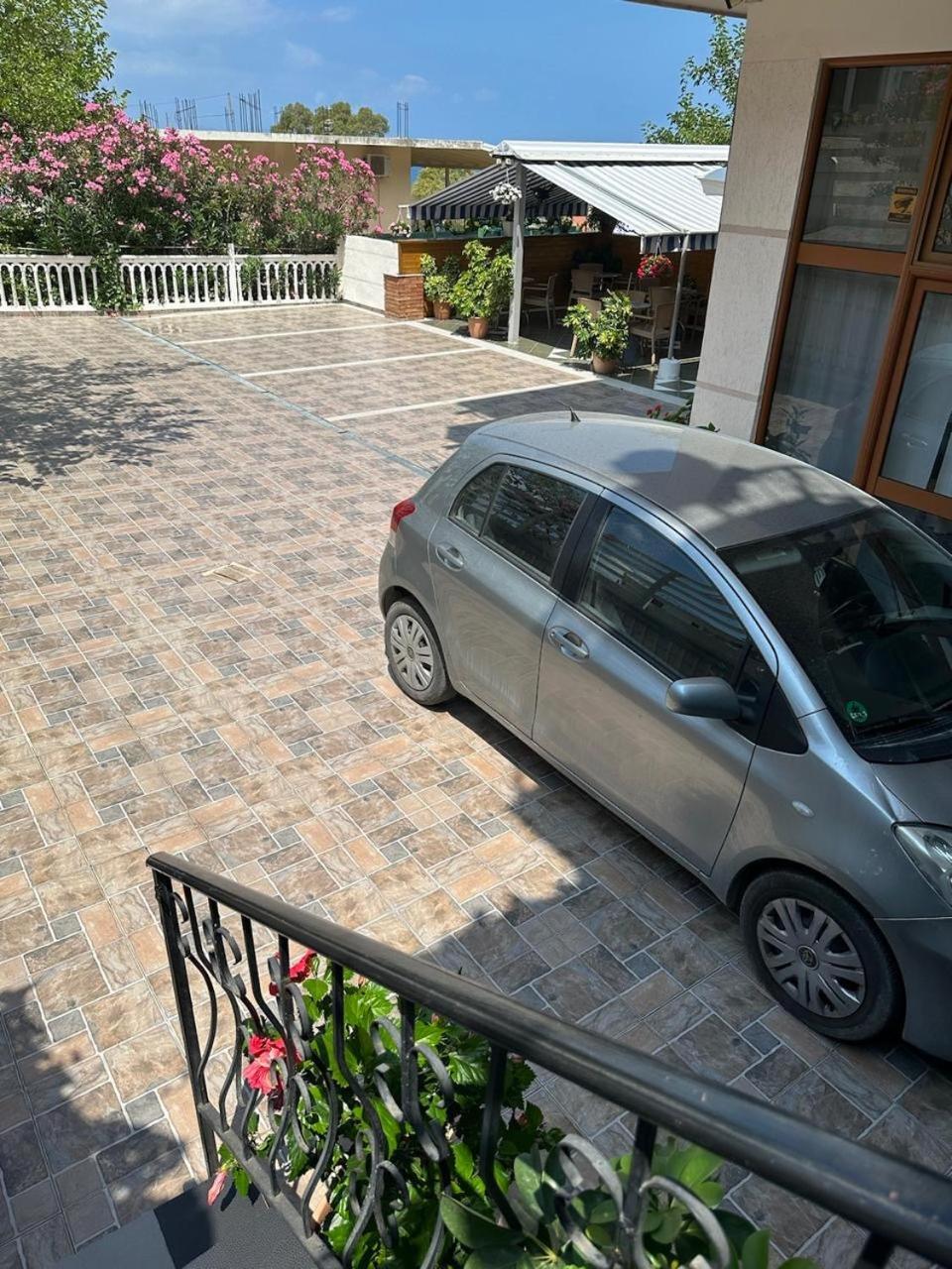 Hostel Eid Mar Vlorë Exteriér fotografie
