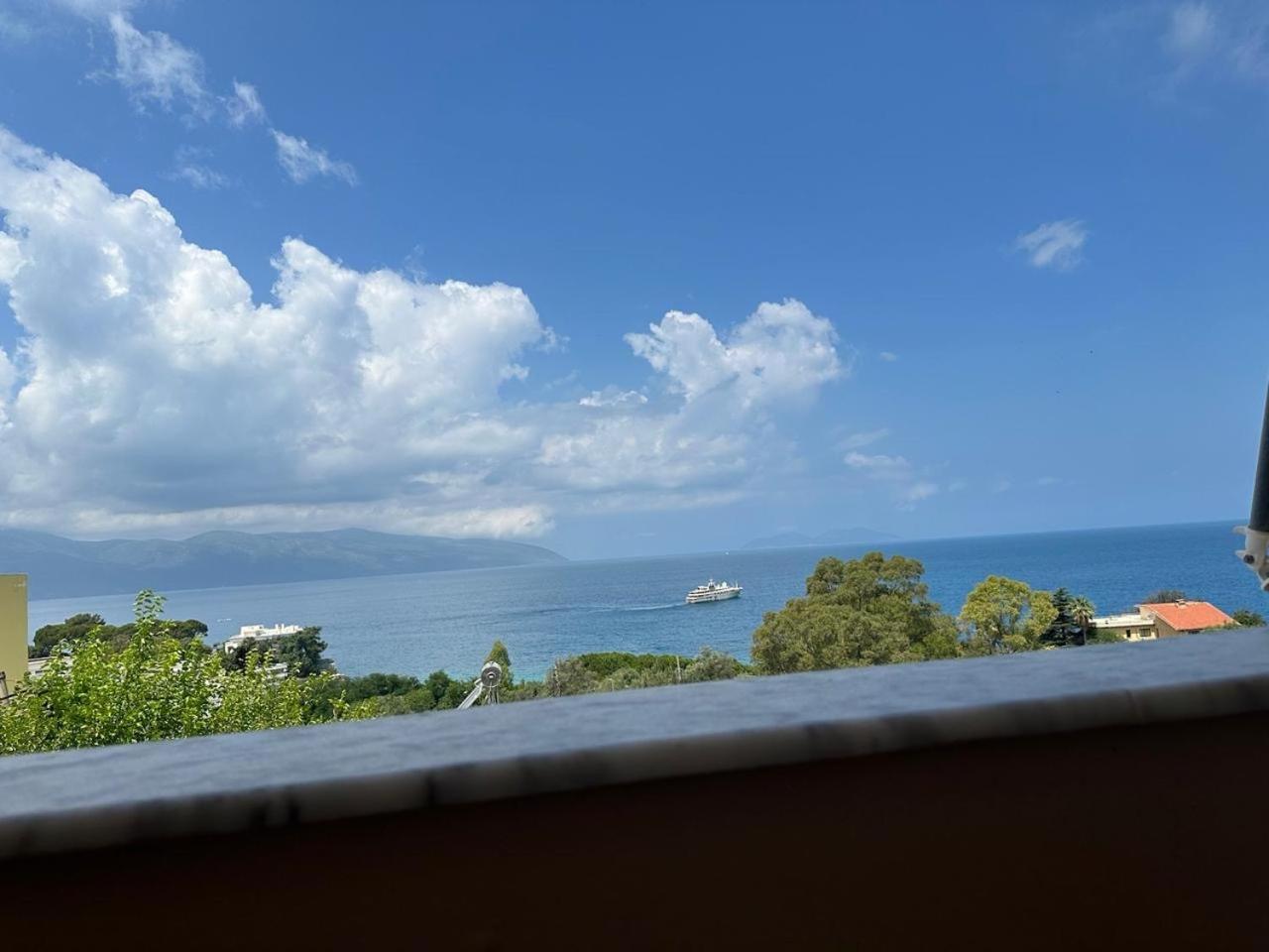 Hostel Eid Mar Vlorë Exteriér fotografie