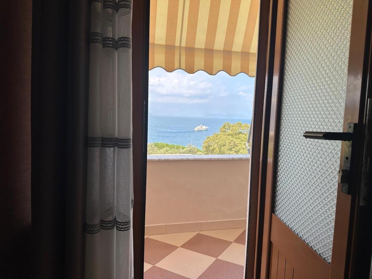 Hostel Eid Mar Vlorë Exteriér fotografie