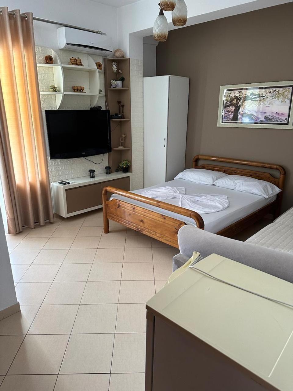 Hostel Eid Mar Vlorë Exteriér fotografie